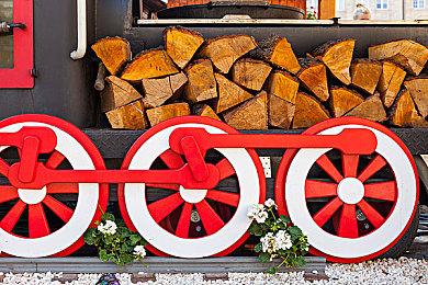 《时间旅者：重生曙光》很恐怖刺激 像死亡空间和生化合体